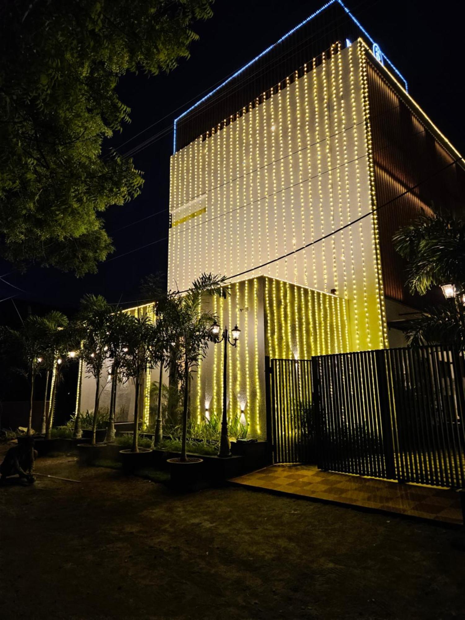 Hotel Pl Grand كارايكودي المظهر الخارجي الصورة