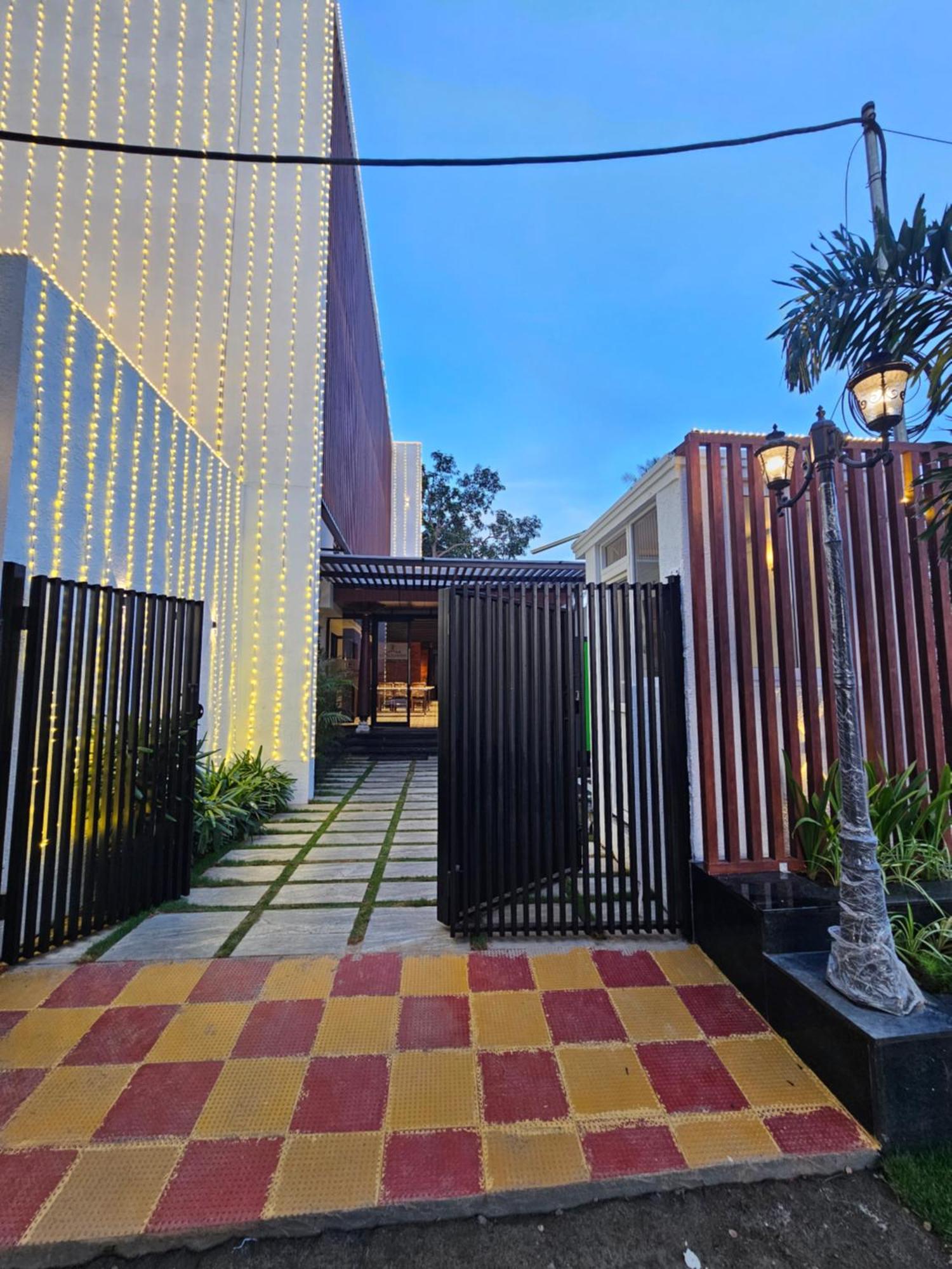Hotel Pl Grand كارايكودي المظهر الخارجي الصورة