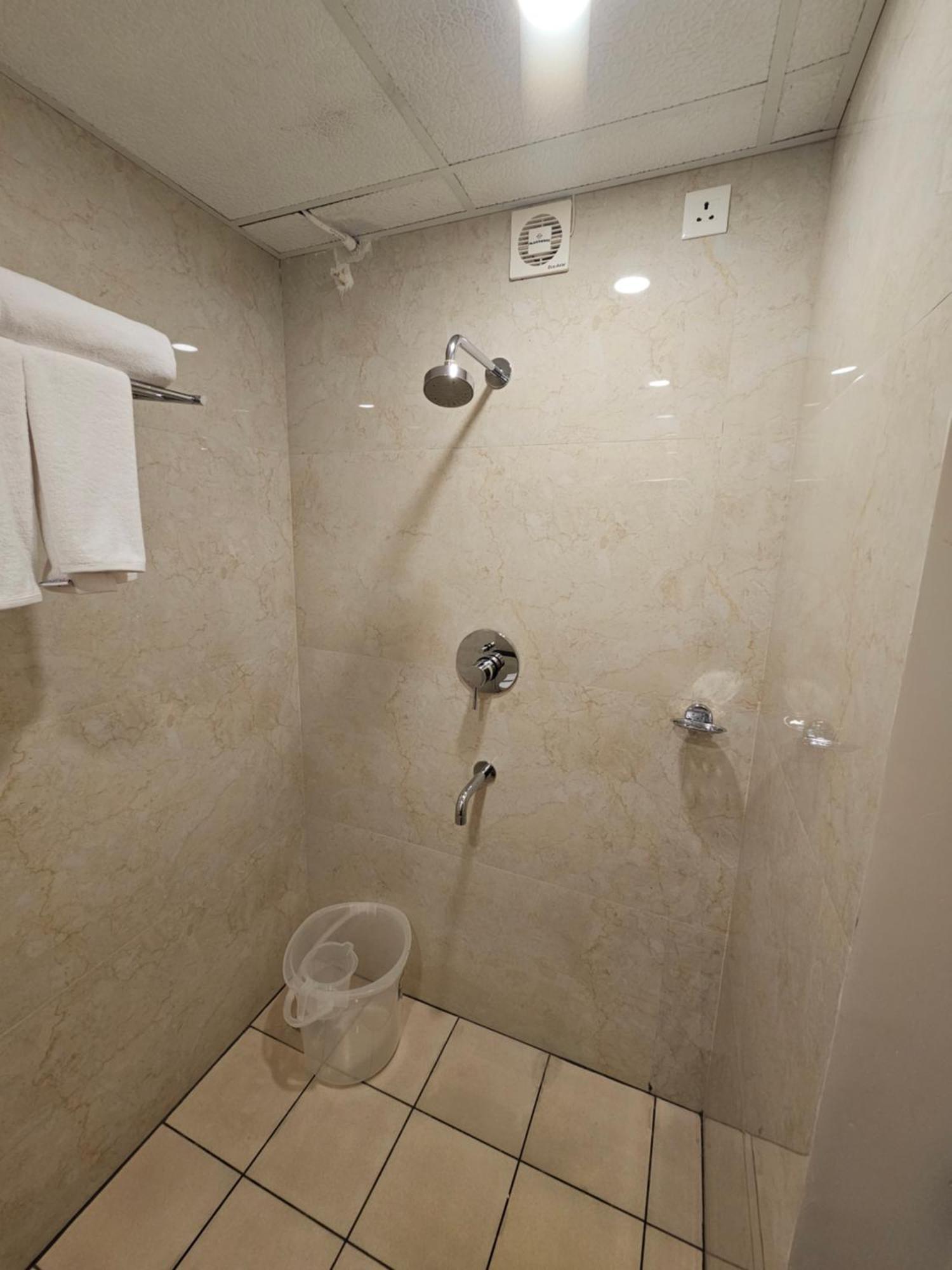 Hotel Pl Grand كارايكودي المظهر الخارجي الصورة