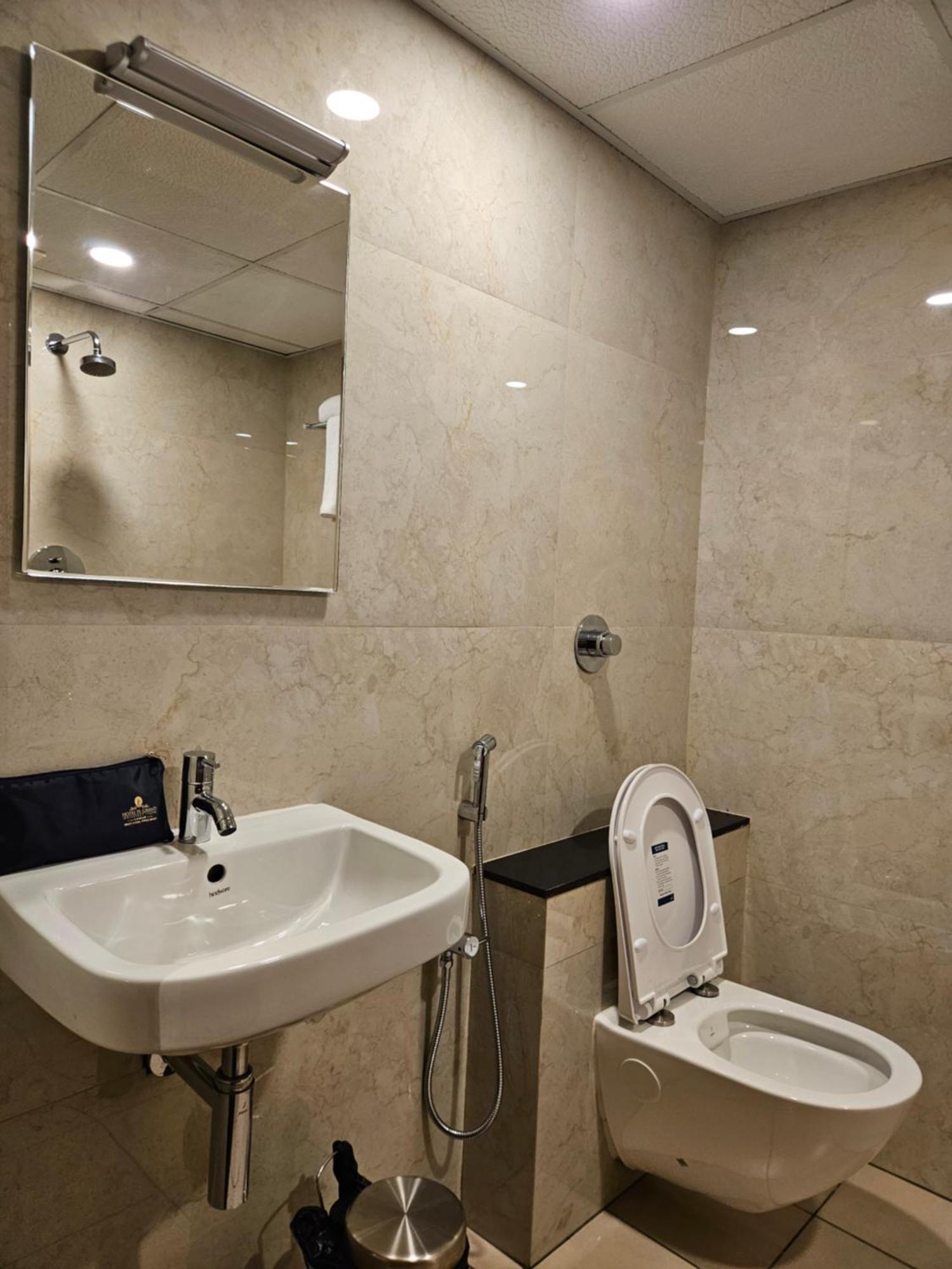 Hotel Pl Grand كارايكودي المظهر الخارجي الصورة